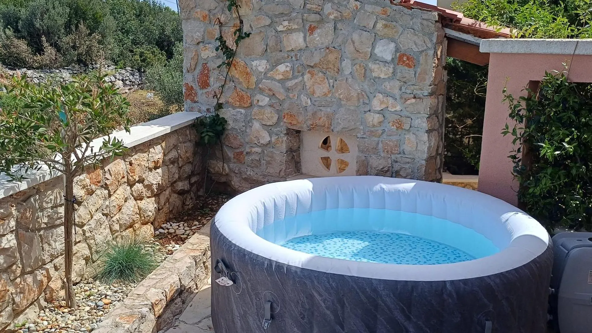 Lovro Luxury Apartment With Jacuzzi And Terrace Sea View Sali Kroatien