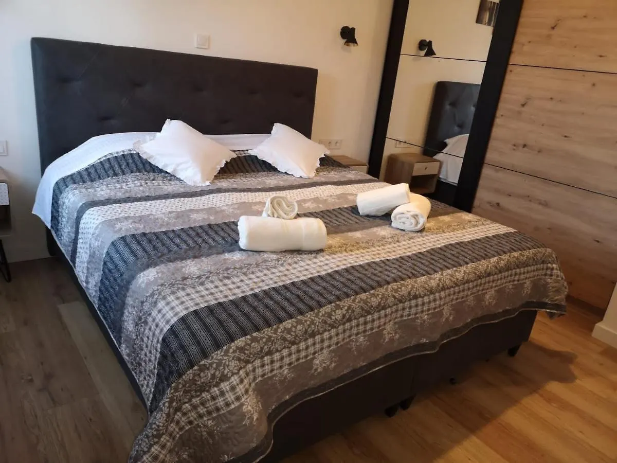 סאלי Lovro Luxury Apartment With Jacuzzi And Terrace Sea View