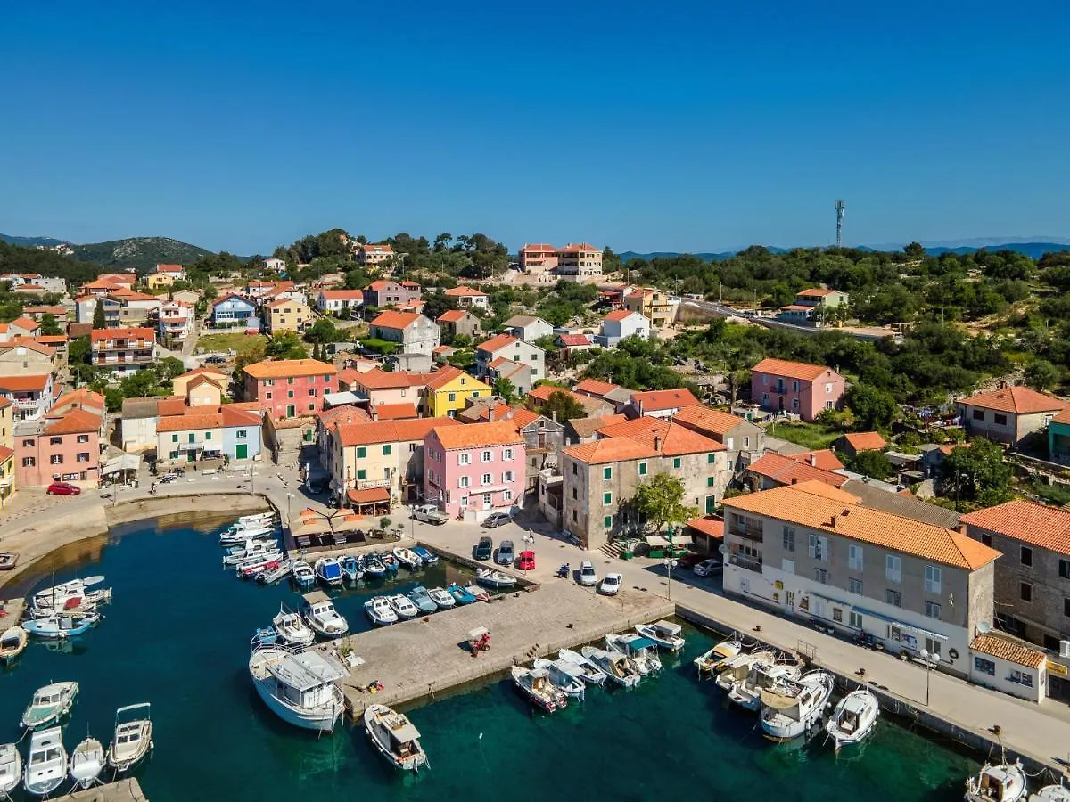 Lovro Luxury Apartment With Jacuzzi And Terrace Sea View Sali